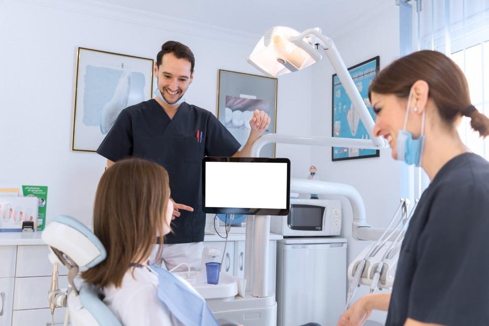 How a Well-Designed Dental Website Can Boost Your Clinic's Visibility in Saudi Arabia