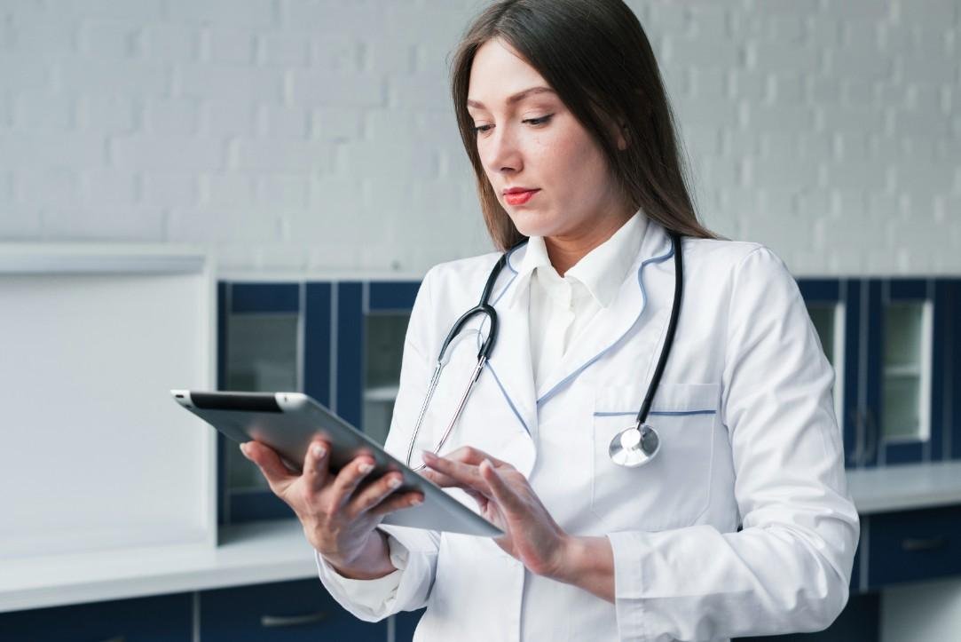 How Healthcare Mobile Apps Are Revolutionizing Patient Care in Saudi Arabia 